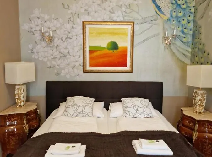Urban Flats Center *