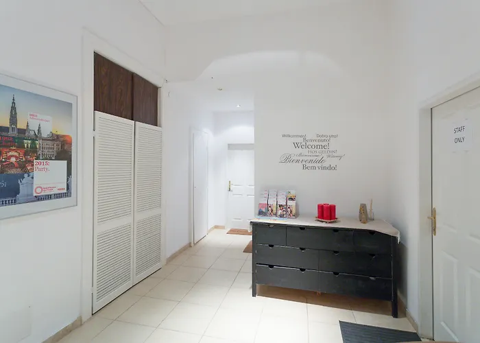 Urban Flats Center *